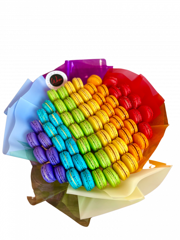 Rainbow macarons bouquet
