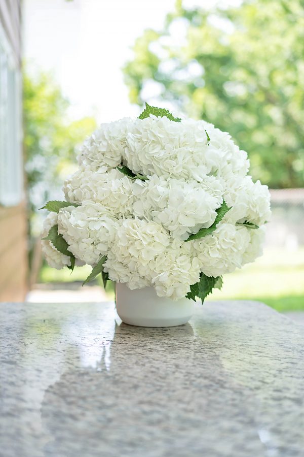 Captivating NYC Hydrangea Bouquet - Symbol of Grace and Beauty