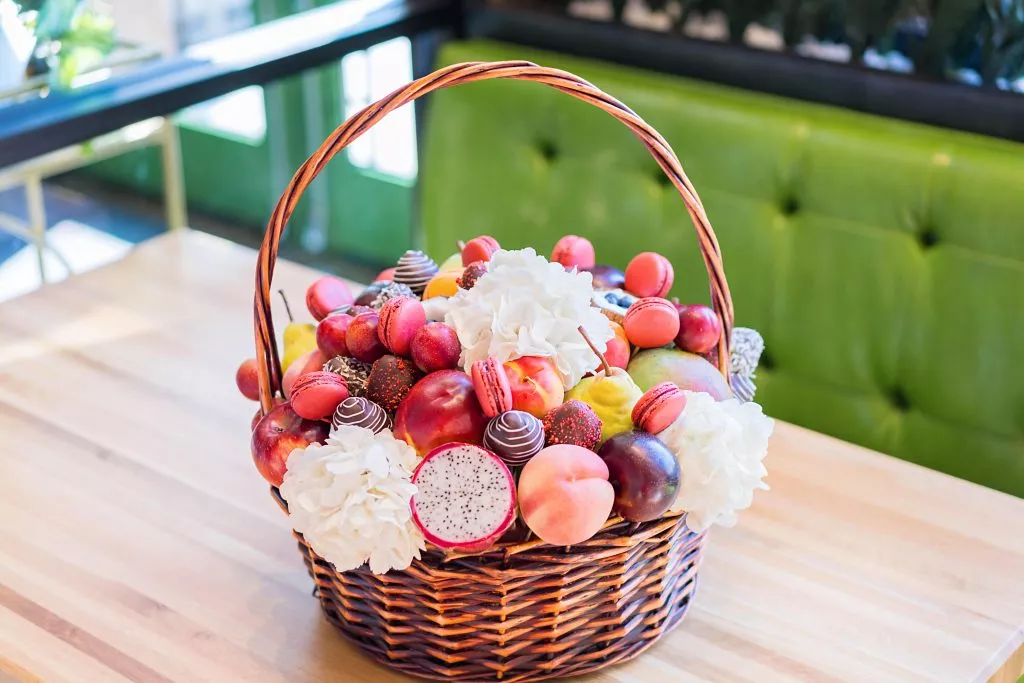 Luxe Fruit and Bloom Basket NYC featuring fresh fruits and flowers by WOWBouquet.