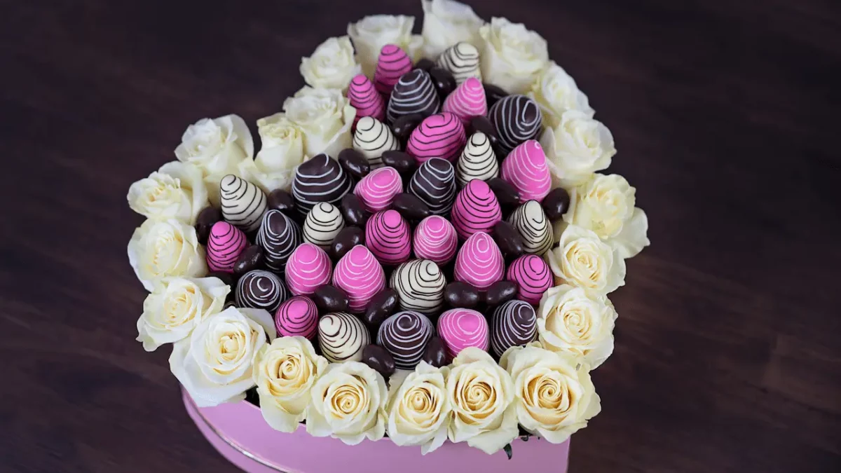 White Roses & Strawberries Heart Box
