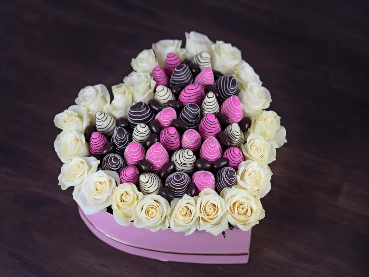 White Roses & Strawberries Heart Box