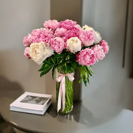 Close-up-of-Bloom-Peonies-in-a-Vase table