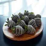 Fresh chocolate-covered strawberries for birthday party or gift