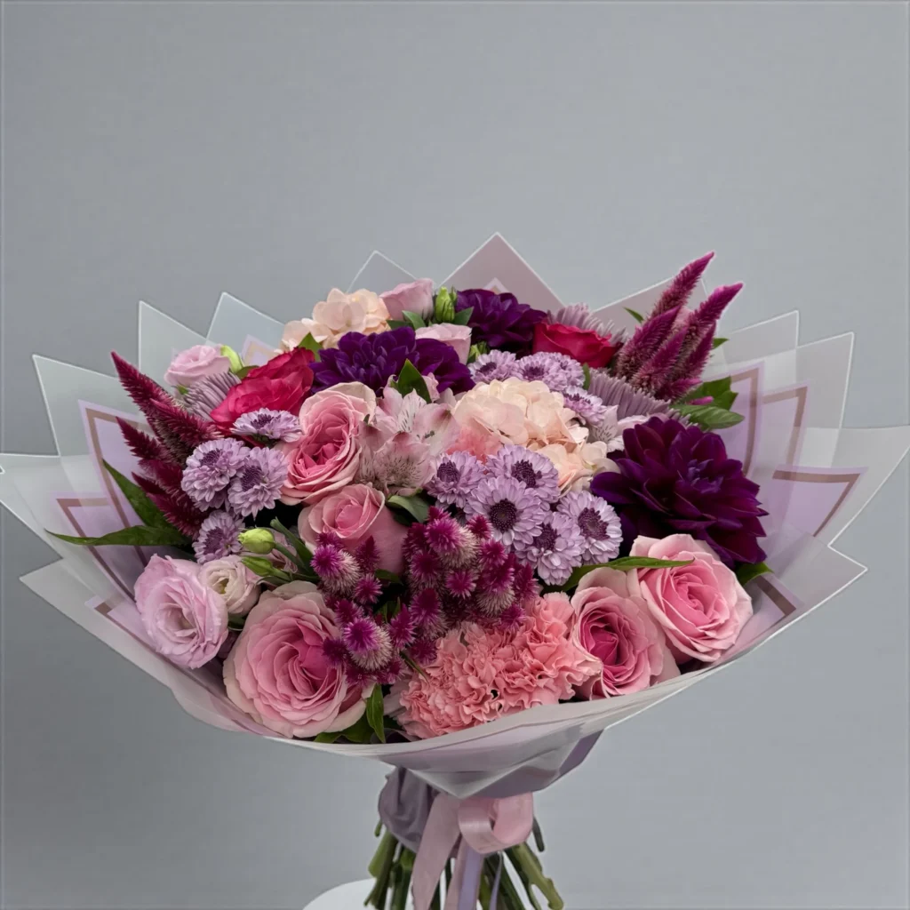 Luxury flower bouquet with roses, hydrangeas, and dahlias