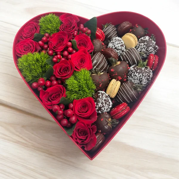 Chocolate strawberry heart gift box for anniversaries